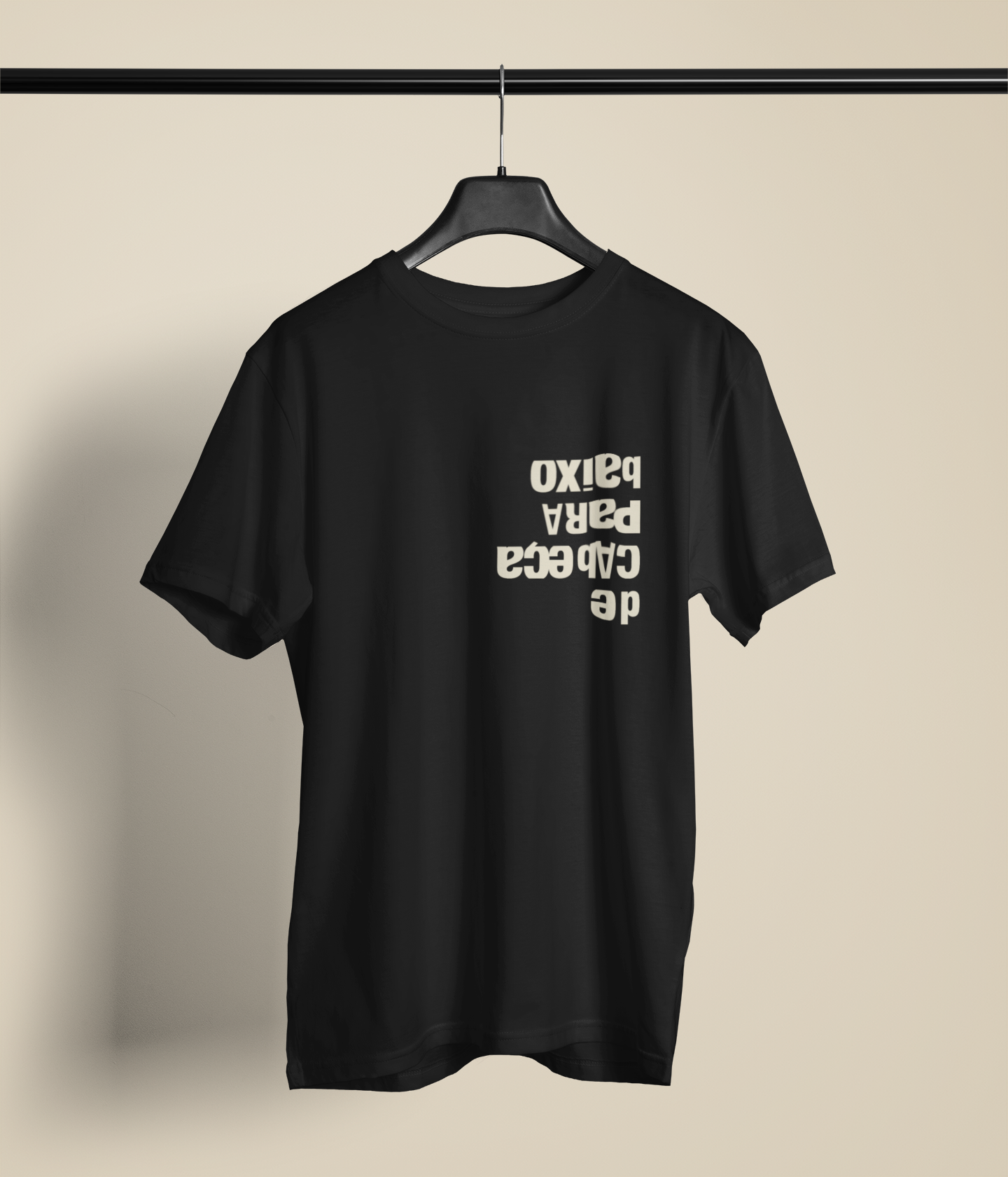 Camiseta Básica De Cabeça Para Baixo