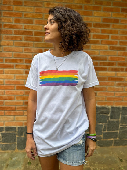 Camiseta Básica Bandeira LGBT+